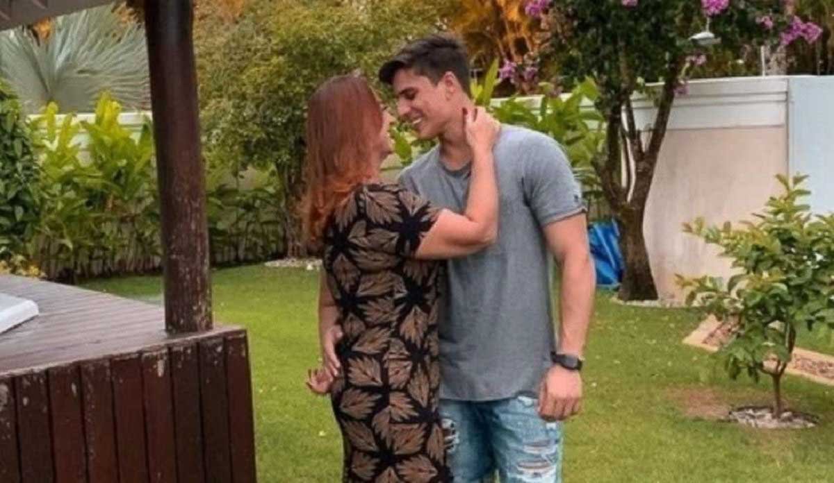 Quién es Thiago Ramos? Intentó incursionar en el fútbol en el Ferroviário Atlético Clube, pero no prosperó y optó por inclinarse al mundo de los juegos y competencias virtuales. Además, es modelo y toda una celebridad en la red social de moda TikTok .