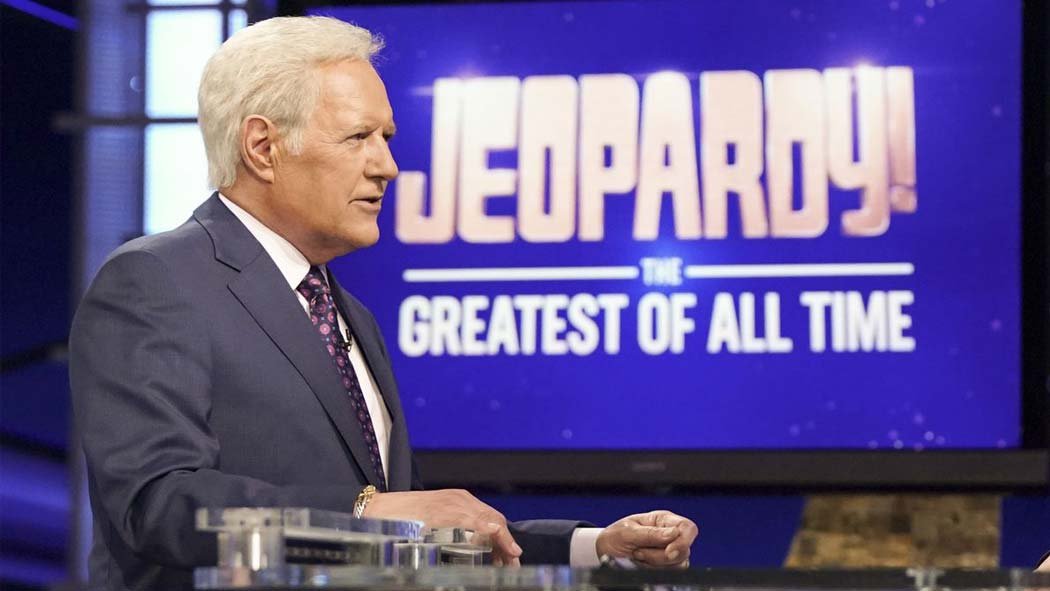 Alex Trebek, quien condujo el concurso de preguntas ‘Jeopardy!’ durante más de 30 años, falleció en su casa la madrugada del domingo acompañado de familiares y amigos, informó la producción del programa. Alex Trebek, quien condujo el concurso de preguntas ‘Jeopardy!’ durante más de 30 años, falleció en su casa la madrugada del domingo acompañado de familiares y amigos, informó la producción del programa.
