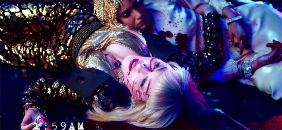 Madonna rinde homenaje a Frida Kahlo en su video ‘God Control’