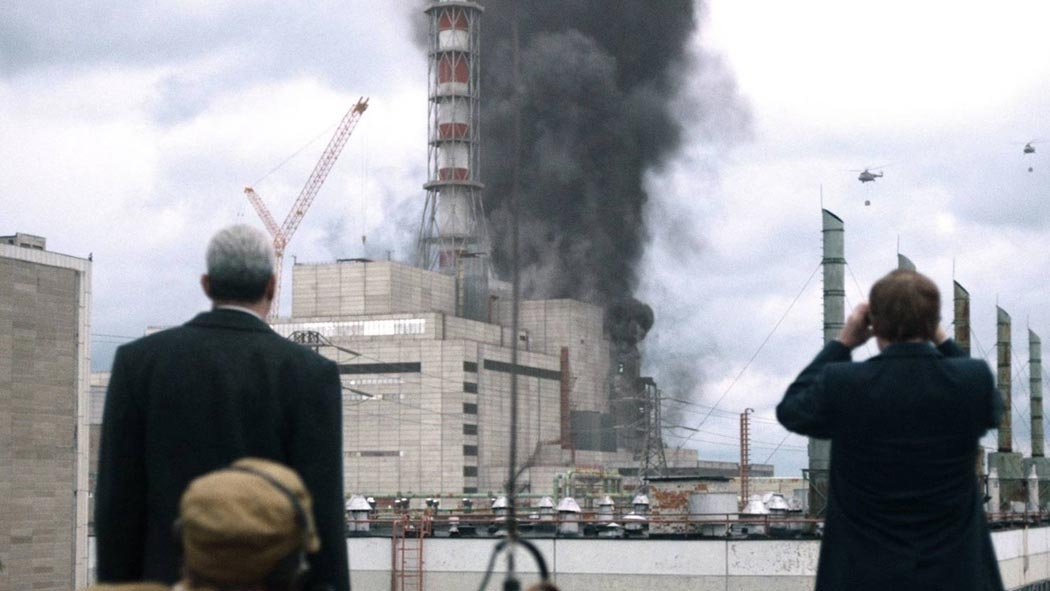 Este 26 de abril se conmemora el trigésimo cuarto aniversario del accidente nuclear en la planta de Chernobyl, en la antigua Unión Soviética, que provocó una catástrofe ambiental al liberar un poder quinientas veces más radiactivo que la bomba atómica en Hiroshima. Este 26 de abril se conmemora el trigésimo cuarto aniversario del accidente nuclear en la planta de Chernobyl, en la antigua Unión Soviética, que provocó una catástrofe ambiental al liberar un poder quinientas veces más radiactivo que la bomba atómica en Hiroshima.