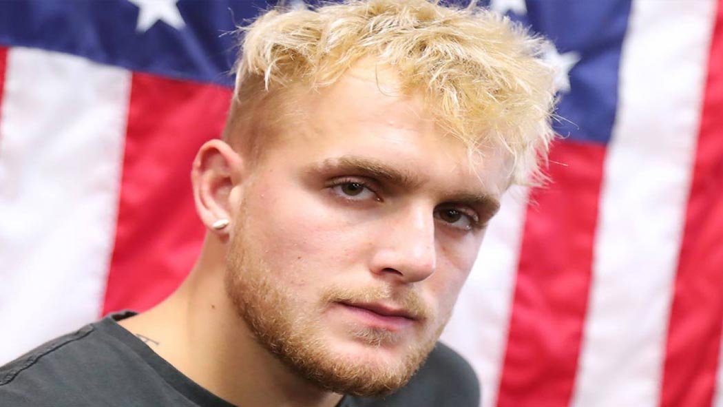 Agentes del FBI fuertemente armados requisaron este miércoles la casa en California de la polémica estrella de YouTube Jake Paul, como parte de una investigación, informó su abogado. Agentes del FBI fuertemente armados requisaron este miércoles la casa en California de la polémica estrella de YouTube Jake Paul, como parte de una investigación, informó su abogado.