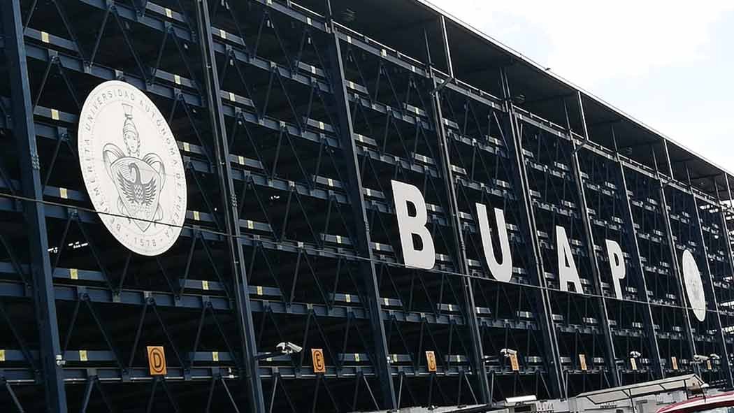 Ante la emergencia por el coronavirus que impide llevar a cabo clases presenciales, la BUAP emprendió acciones para dar continuidad al proceso de aprendizaje de más de 80 mil estudiantes de preparatoria y licenciatura que inician clases virtuales este 17 de agosto, así como cerca de 72 mil aspirantes al nivel superior comienzan el Curso Preuniversitario. Ante la emergencia por el coronavirus que impide llevar a cabo clases presenciales, la BUAP emprendió acciones para dar continuidad al proceso de aprendizaje de más de 80 mil estudiantes de preparatoria y licenciatura que inician clases virtuales este 17 de agosto, así como cerca de 72 mil aspirantes al nivel superior comienzan el Curso Preuniversitario.