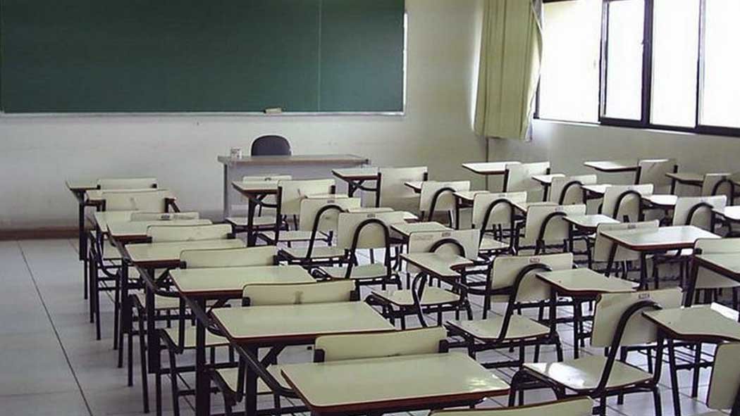 Ante el interés de funcionarios de gobierno de Japón por la estrategia de educación a distancia implementada en México, recordó que derivado del sistema de educación mixta, la cual combinará clases presenciales y a distancia, en donde algunos estados estarán en semáforo verde, se planteó el nuevo sistema de Aprende en Casa III. Ante el interés de funcionarios de gobierno de Japón por la estrategia de educación a distancia implementada en México, recordó que derivado del sistema de educación mixta, la cual combinará clases presenciales y a distancia, en donde algunos estados estarán en semáforo verde, se planteó el nuevo sistema de Aprende en Casa III.