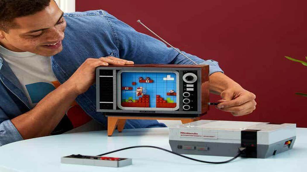 Lego y Nintendo se unen para recrear consola NES y un televisor retro