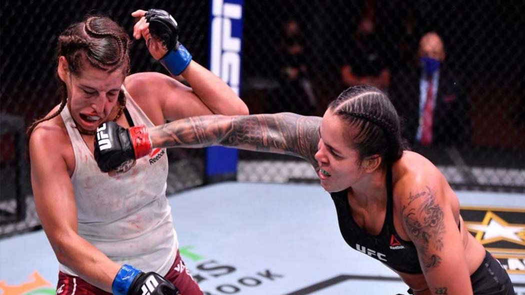Dominó de inicio a fin. Amanda Nunes rugió en Las Vegas y retuvo el título en peso pluma de UFC 250 al vencer por decisión unánime a Felicia Spencer, quien aguantó los cinco asaltos, en el UFC Apex en Las Vegas. Dominó de inicio a fin. Amanda Nunes rugió en Las Vegas y retuvo el título en peso pluma de UFC 250 al vencer por decisión unánime a Felicia Spencer, quien aguantó los cinco asaltos, en el UFC Apex en Las Vegas.