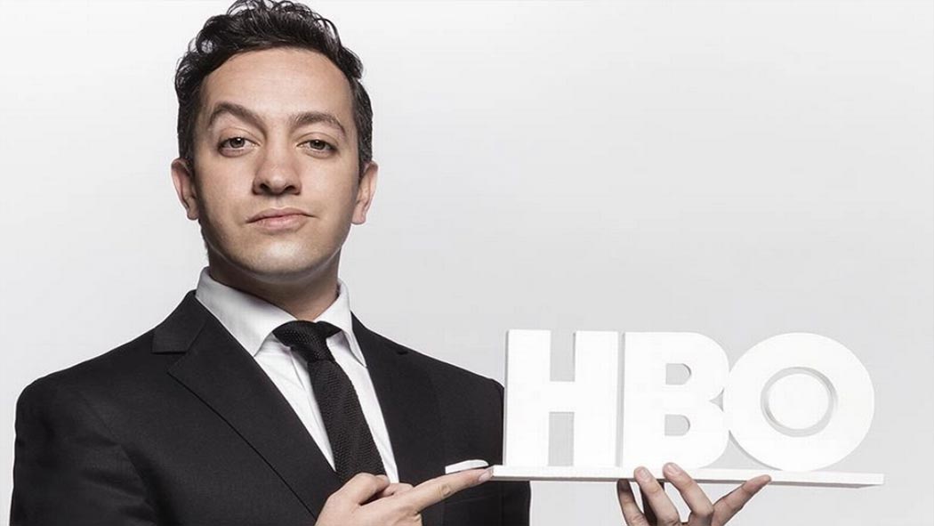 Después de colocarse en el centro de la polémica, la cadena de televisión HBO anunció la suspensión del programa “Chumel con Chumel Torres“.