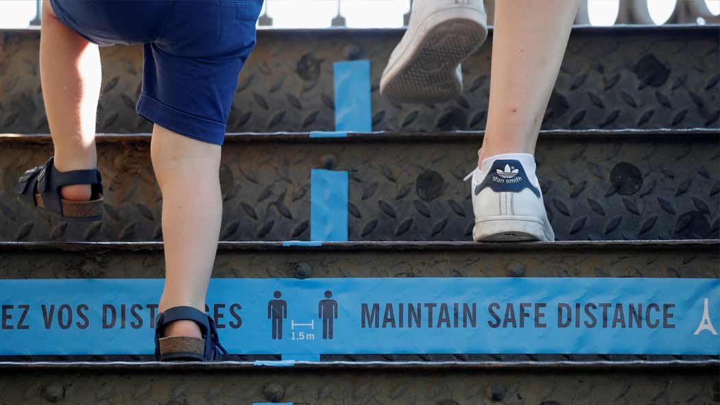 Fotos Torre Eiffel reabre tras un cierre de tres meses por la pandemia