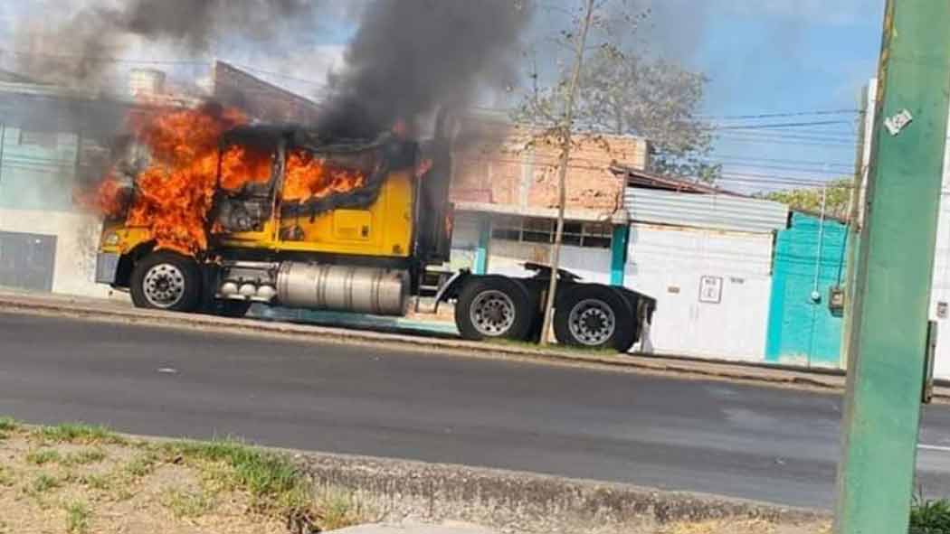 Supuesto audio del Marro bloqueos y autos quemados Cártel de Santa Rosa