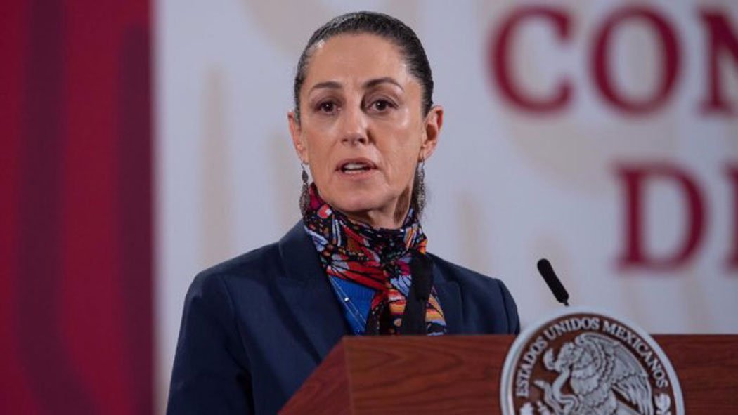 La jefa de Gobierno de la Ciudad de México, Claudia Sheinbaum señaló que la próxima semana se informará el esquema que se tomará en la Ciudad de México y en la zona conurbada del Estado de México para regresar a la nueva normalidad luego del pico más alto de la pandemia por coronavirus Covid-19. La jefa de Gobierno de la Ciudad de México, Claudia Sheinbaum señaló que la próxima semana se informará el esquema que se tomará en la Ciudad de México y en la zona conurbada del Estado de México para regresar a la nueva normalidad luego del pico más alto de la pandemia por coronavirus Covid-19.