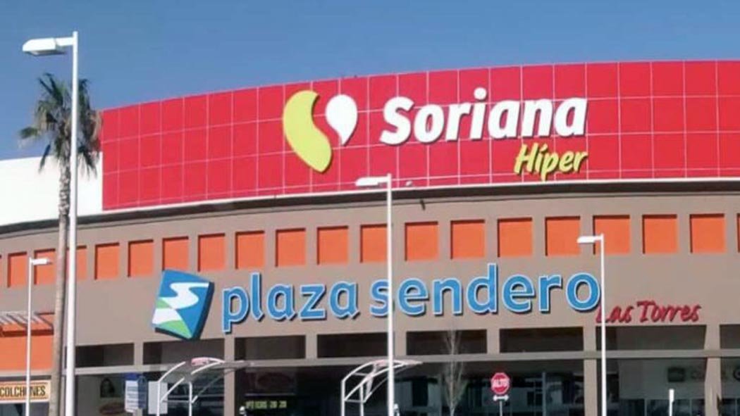 Desde la noche de este viernes se pudo apreciar que el supermercado Soriana, en el centro comercial Sendero Las Torres, cerró sus puertas a la clientela aparentemente por contagios de Covid-19, relataron trabajadores del negocio a Netnoticias. Desde la noche de este viernes se pudo apreciar que el supermercado Soriana, en el centro comercial Sendero Las Torres, cerró sus puertas a la clientela aparentemente por contagios de Covid-19, relataron trabajadores del negocio a Netnoticias.
