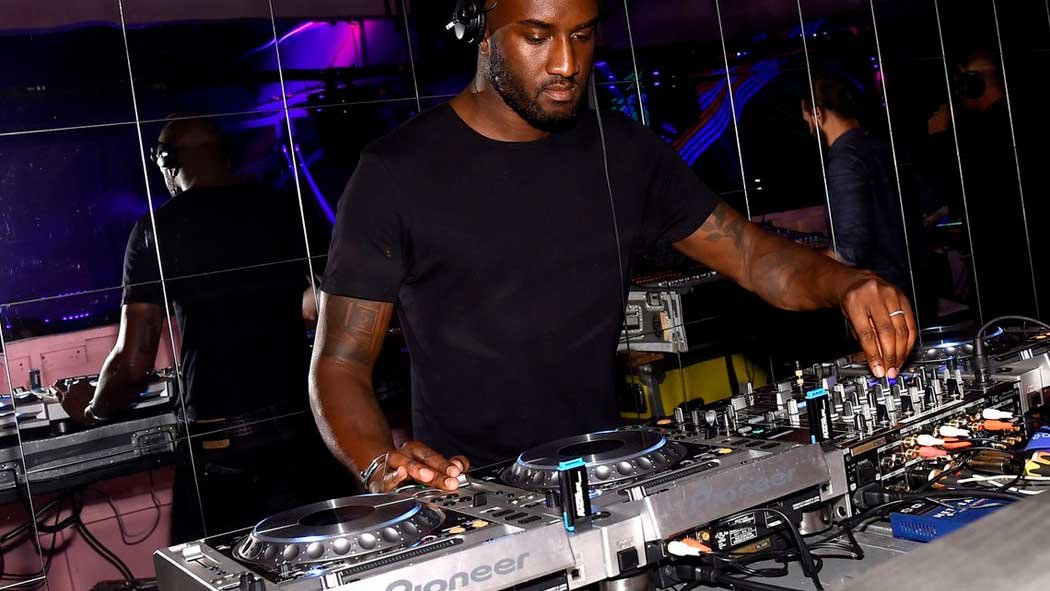 Instagram prohibiendo a Dj o cualquier instagramer tocar muscia en vivo