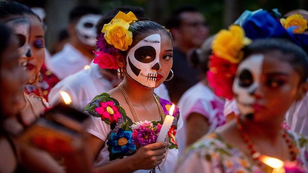 Cómo se celebra el Día de Muertos en México una tradición muy viva
