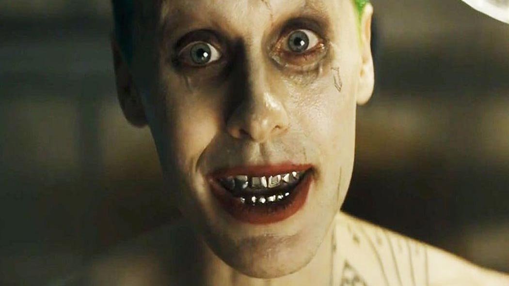 Es oficial: Jared Leto volverá a interpretar al ‘Joker’. El actor traerá de vuelta al personaje que interpretó por primera ocasión en la película ‘Suicide Squad’ del 2016 para formar parte del Snyder Cut, la versión de la ‘Liga de la Justicia’ para HBO Max. Es oficial: Jared Leto volverá a interpretar al ‘Joker’. El actor traerá de vuelta al personaje que interpretó por primera ocasión en la película ‘Suicide Squad’ del 2016 para formar parte del Snyder Cut, la versión de la ‘Liga de la Justicia’ para HBO Max.