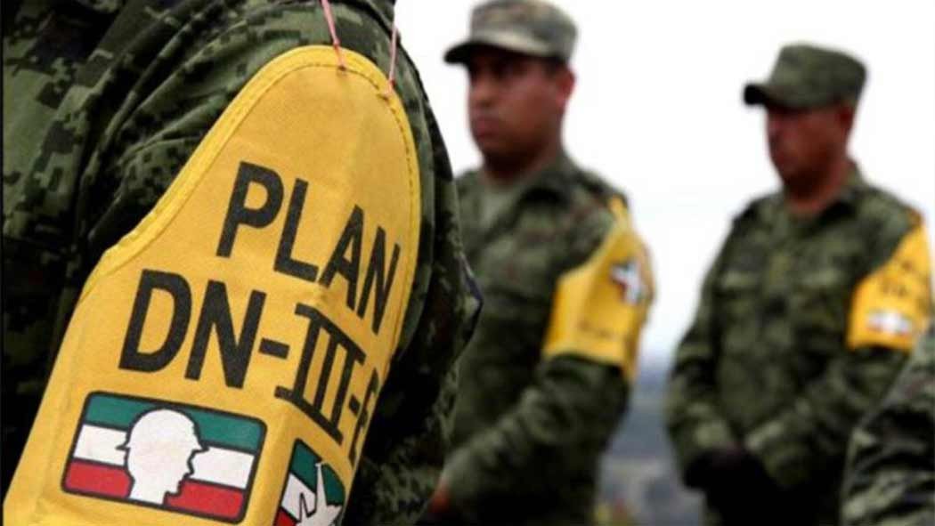 Ante la llegada del huracán “Delta”, el presidente Andrés Manuel López Obrador anunció la implementación del Plan DN-III en la península de Yucatán, por lo que se movilizarán 5 mil elementos de las Fuerzas Armadas y será el almirante José Rafael Ojeda Durán, secretario de Marina (Semar), quien esté mando del equipo que el gobierno federal envió a la península de Yucatán. Ante la llegada del huracán “Delta”, el presidente Andrés Manuel López Obrador anunció la implementación del Plan DN-III en la península de Yucatán, por lo que se movilizarán 5 mil elementos de las Fuerzas Armadas y será el almirante José Rafael Ojeda Durán, secretario de Marina (Semar), quien esté mando del equipo que el gobierno federal envió a la península de Yucatán.