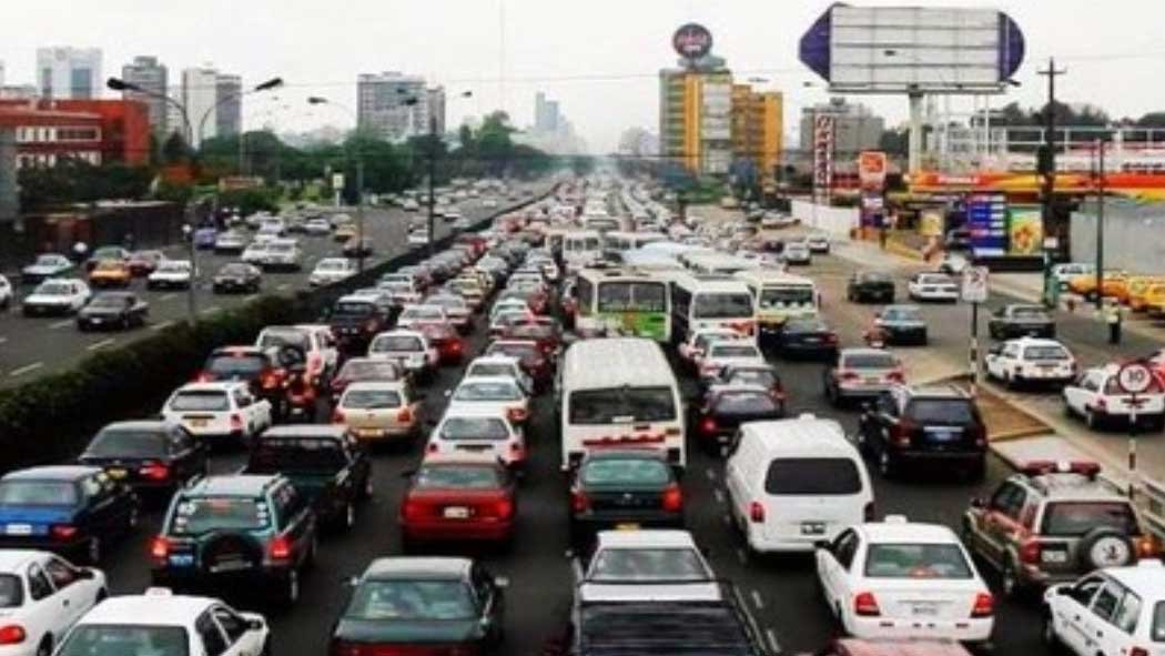 Aplicado en la Ciudad de México, el programa Hoy No Circula se aplicará en Pachuca y la zona metropolitana de Hidalgo, además de que se anunció que sólo se podrá circular con máximo dos personas por vehículo. Aplicado en la Ciudad de México, el programa Hoy No Circula se aplicará en Pachuca y la zona metropolitana de Hidalgo, además de que se anunció que sólo se podrá circular con máximo dos personas por vehículo.