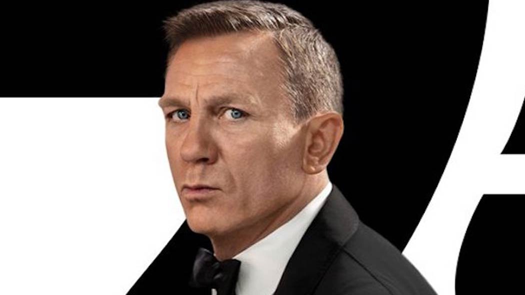 “No Time To Die”, la nueva película del agente más famoso, presentó un nuevo tráiler de cara a su estreno en noviembre. La cinta protagonizada por Daniel Craig tenía que llegar a los cines en abril pero el coronavirus la retrasó. Además del mítico 007, en las imágenes se puede ver el rol de villano que hará Rami Malek, y también una aproximación al personaje de Ana de Armas. “No Time To Die”, la nueva película del agente más famoso, presentó un nuevo tráiler de cara a su estreno en noviembre. La cinta protagonizada por Daniel Craig tenía que llegar a los cines en abril pero el coronavirus la retrasó. Además del mítico 007, en las imágenes se puede ver el rol de villano que hará Rami Malek, y también una aproximación al personaje de Ana de Armas.