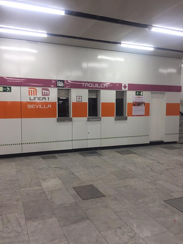 Metro sin venta de Boletos: Taquilleras se unieron al Paro Nacional