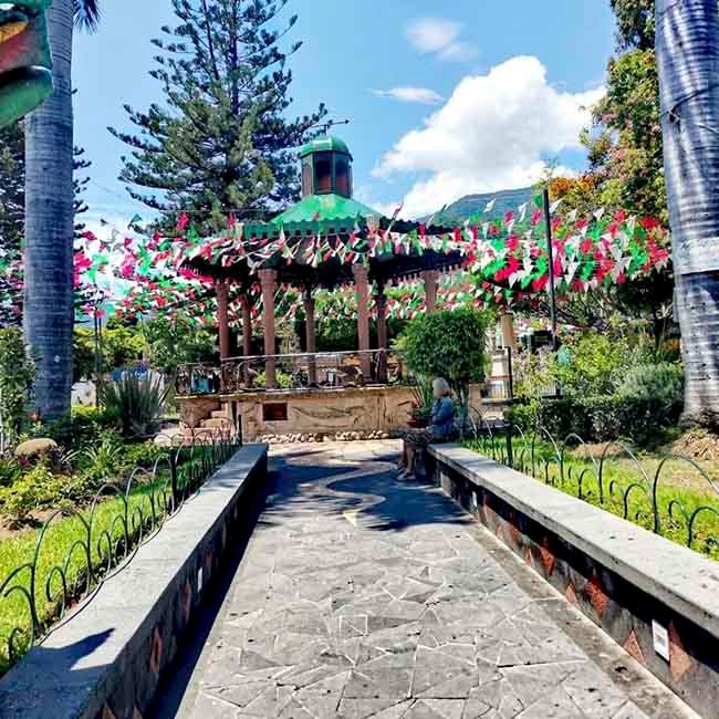 ¿Qué visitar en Ajijic? - Kiosko de Ajijic