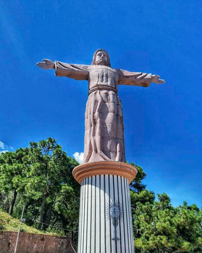 Cristo Rey en el Pueblo Mágico Taxco de Alarcón en Guerrero