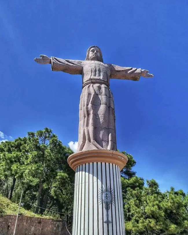 Cristo Rey en el Pueblo Mágico Taxco de Alarcón en Guerrero