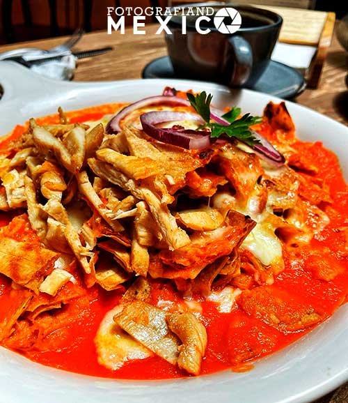 Receta de chilaquiles rojos