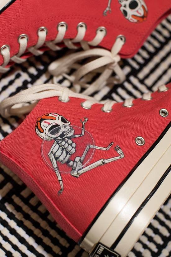 Converse lanza colección inspirada en Día de Muertos, mírala
