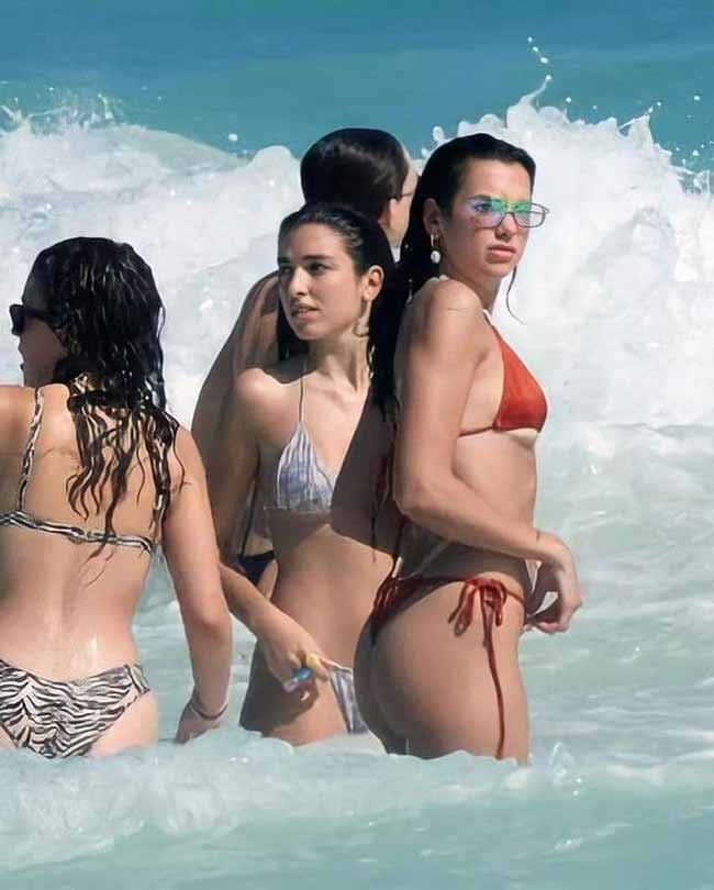 Fotos: Dua Lipa es captada en Tulum y desata polémica en redes