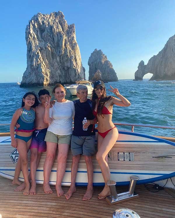 Jessica Cediel derrocha sensualidad en diminuto bikini rojo desde Los Cabos BCS