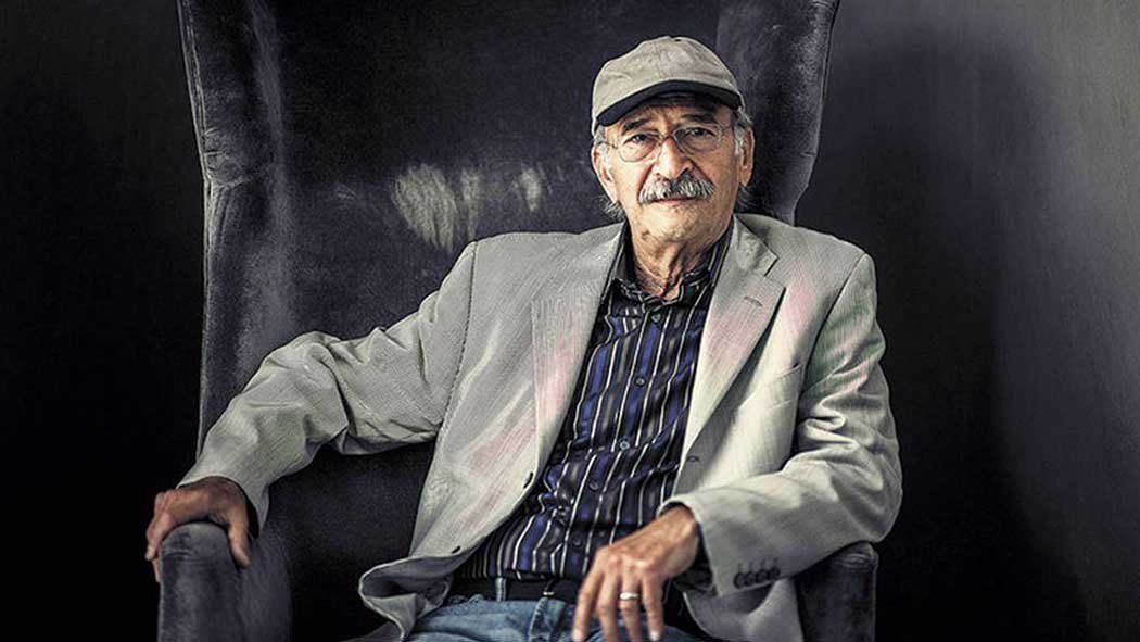 Felipe Cazals realizador de los filmes “Canoa”, “El año de la peste” y “El apando” falleció a los 84 años. Murió el cineasta mexicano Felipe Cazals a los 84 años