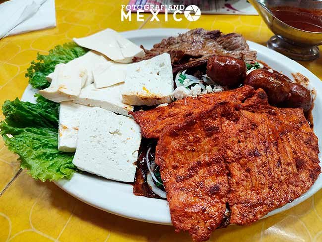 ¿Por qué visitar el Mercado 20 de Noviembre?